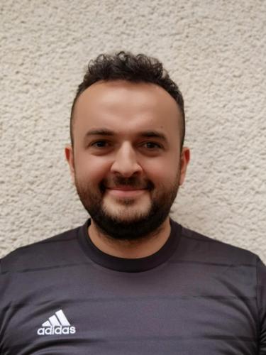 Vedat Uen